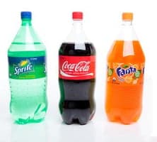 Har du brusrester uten kullsyre igjen? Lag saftis av dem!