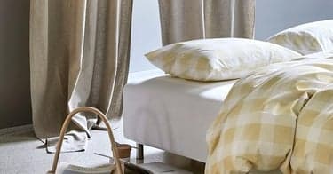 Få to Høie gult sengesett i velkomstgave