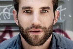 Anlegg skjegg istedenfor å bruke penger på barbering