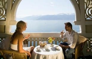 Få tilbud på overnatting og bespisning i kundeklubben til De Historiske