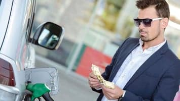 Hvordan fyller luringer bensin i 2017?