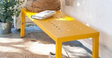 Få honninggul designbenk i velkomstgave