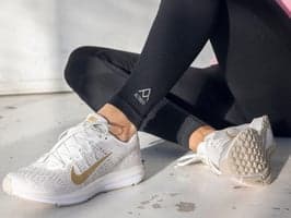 Få shaping tights verdt 500 kroner