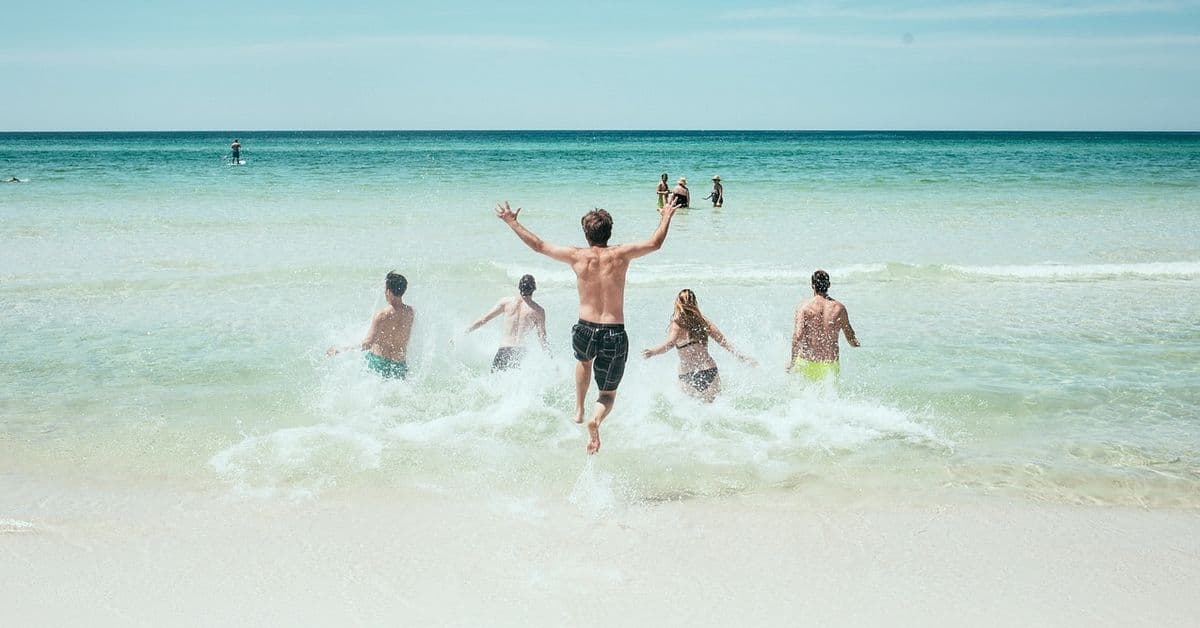 Advarer mot rådyre ferier i år