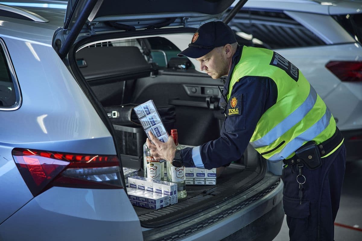 Bøtesatsene økte fra 1. juli: – Sjekk kvoten før du reiser hjem
