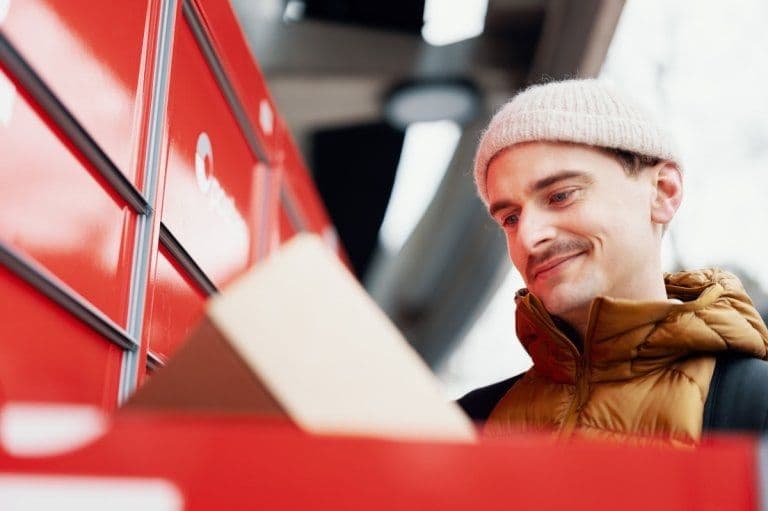 Tjen poeng og få rabatter i Posten-appen