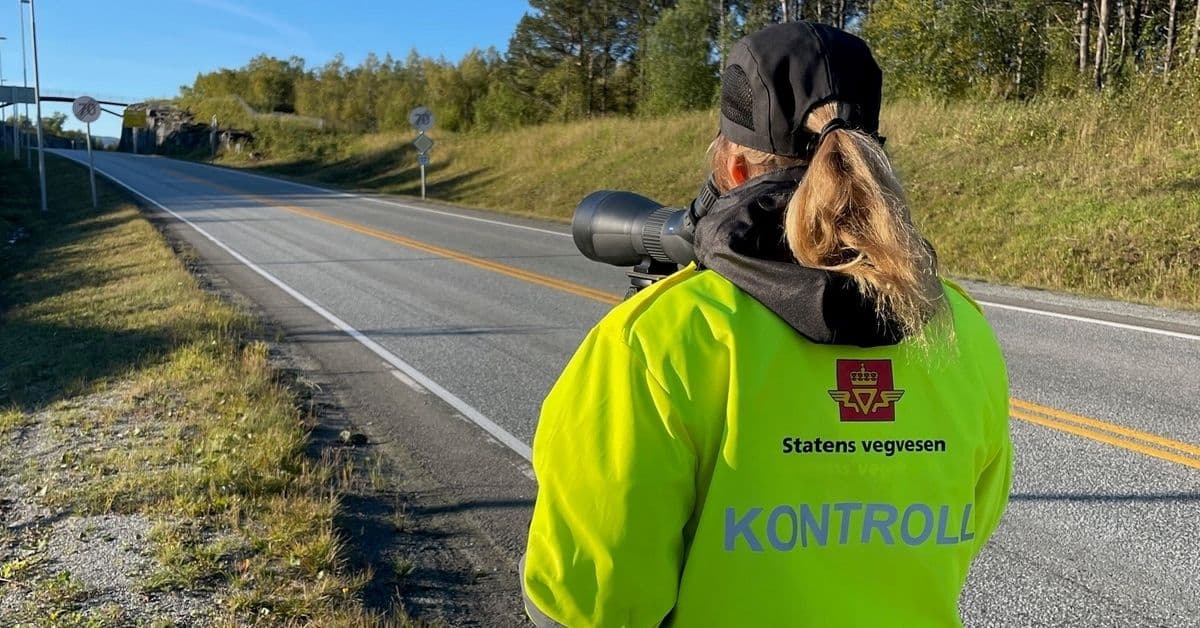 Sjekk vekten og lastsikringen på feriebilen