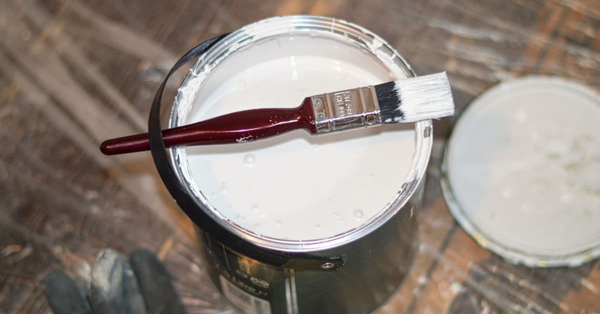 Kjøp billig feilblandet maling istedenfor dyr grunning