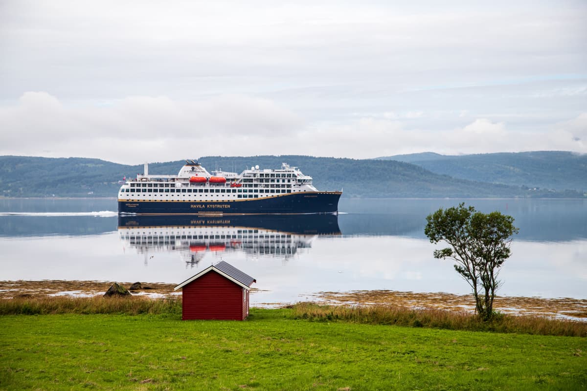 Gratis havn-til-havn-reiser med Havila Kystruten i august