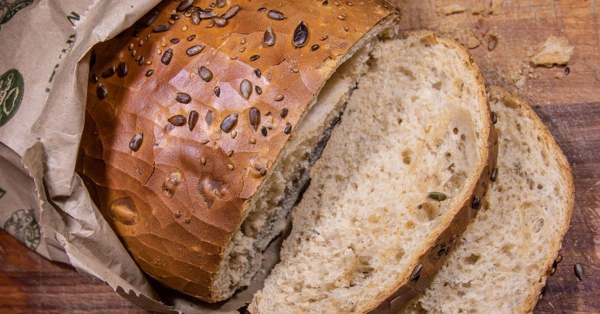 Hvert minutt kaster vi 200 brød i Norge