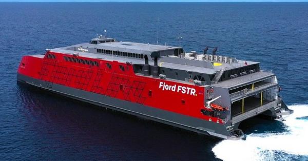 Vinn bilpakker med Fjord Lines nye katamaran Fjord FSTR