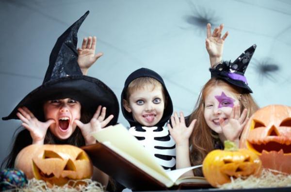 5 tips som sparer deg for penger på Halloween - uten å fjerne moroa